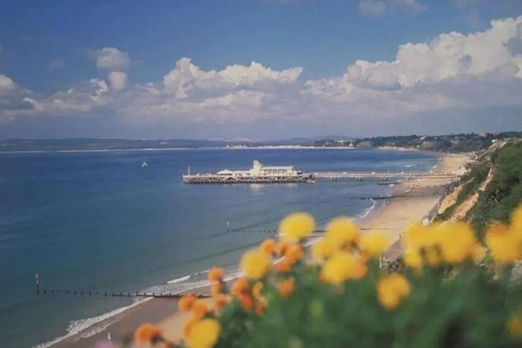 Bournecoast: Beautiful House With Garden - Hb6332 Villa Christchurch  0*, Christchurch (Dorset) United Kingdom